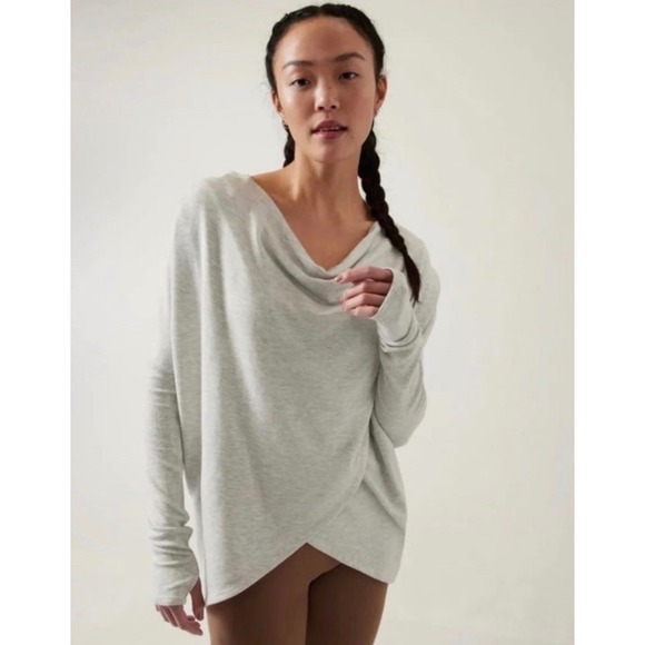 Athleta Tops - Athleta Purana Wrap Sweatshirt Heather Gray Hooded Thumbhole Pullover Sz M Tunic